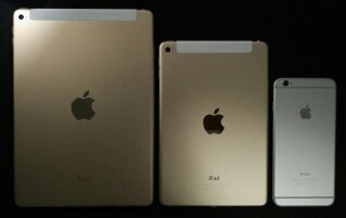 iPad Mini 4 vs iPad Air 2 vs iPhone 6 Plus - back size comparison