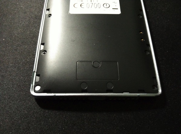 OnePlus Two - back inside seal