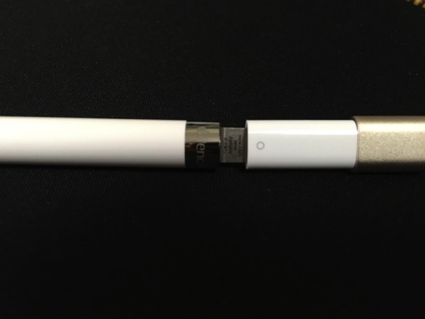 Apple iPad Pro - Apple Pencil - charging connector