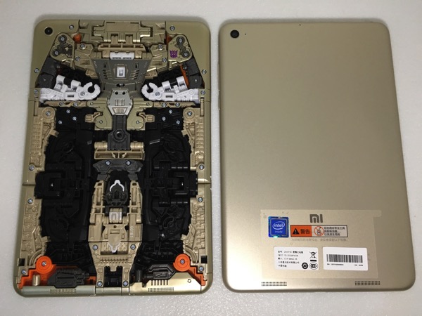 Xiaomi MiPad Transformer SoundWave - transformer vs actual MiPad (back)