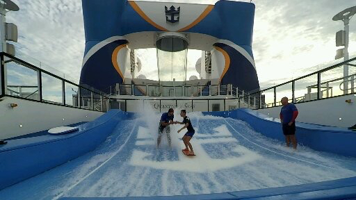 FlowRider - Stand boarding