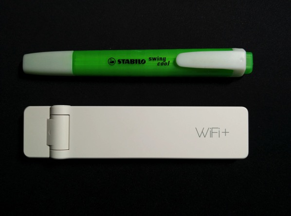 Xiaomi Wifi Extender (小米WiFi放大器) - device actual size