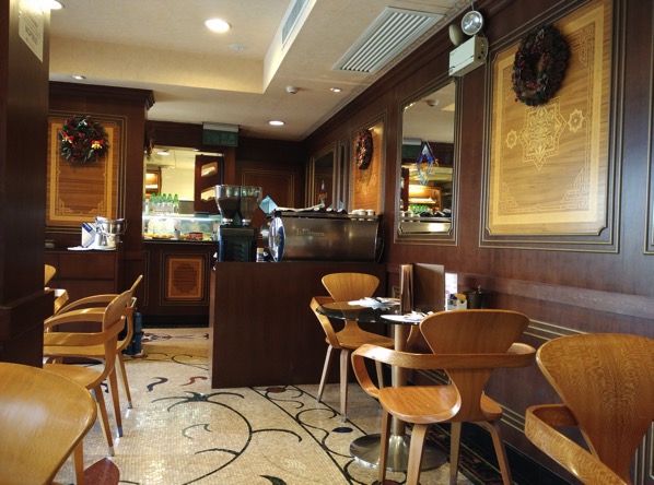 Macau Guide - Angela's Cafe - inside the cafe