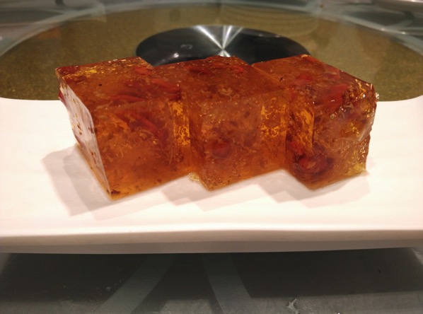 Tim Ho Wan (添好运) Singapore - Food - Tonic Medlar and Osmanthus Cake