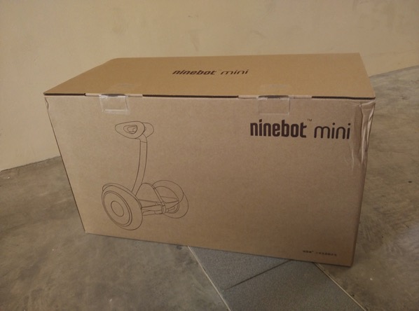 Xiaomi Ninebot (小米九号平衡车) - full packaging