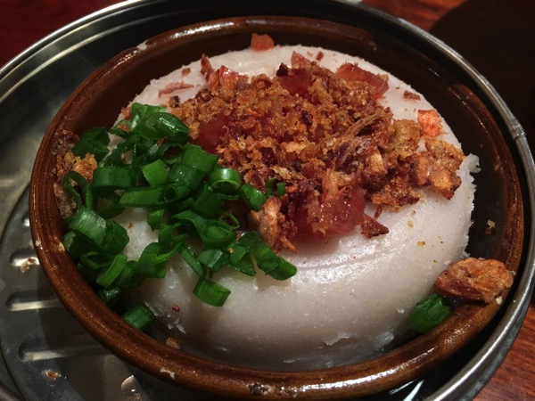 Soup Restaurant buffet - earthen bowl yam cake