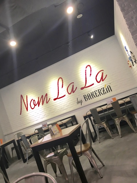 Nom La La (Bakerzin) at Safra Punggol - inside restaurant