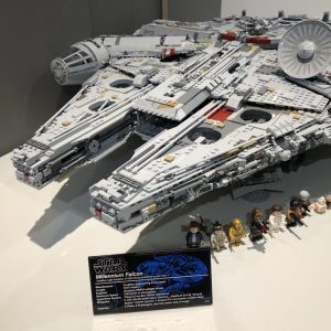 Watch out for the ultimate Millennium Falcon (75192) assembled and ...